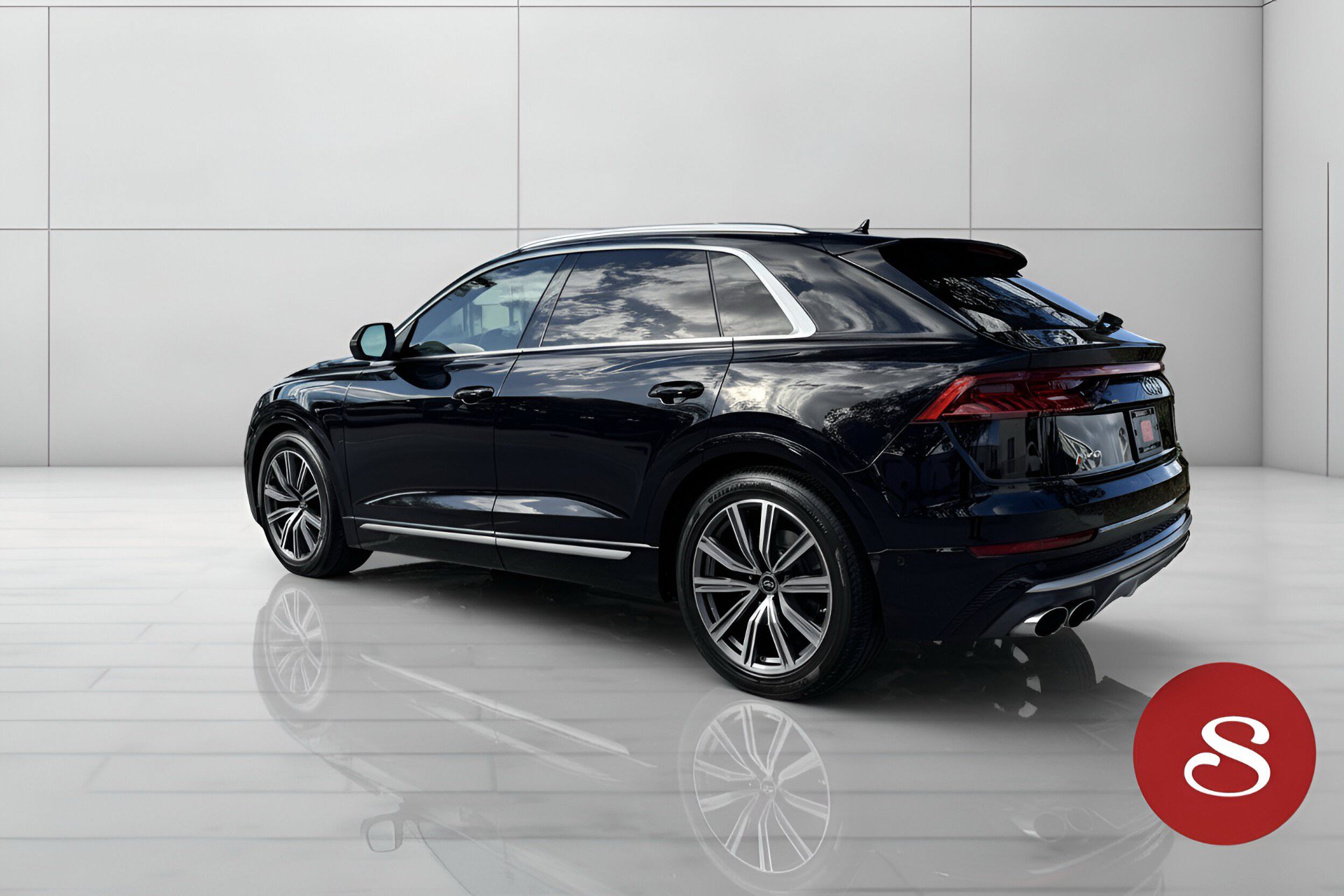 Used 2023 Audi SQ8 Prestige w/ Prestige Package AWD/4WD image 2