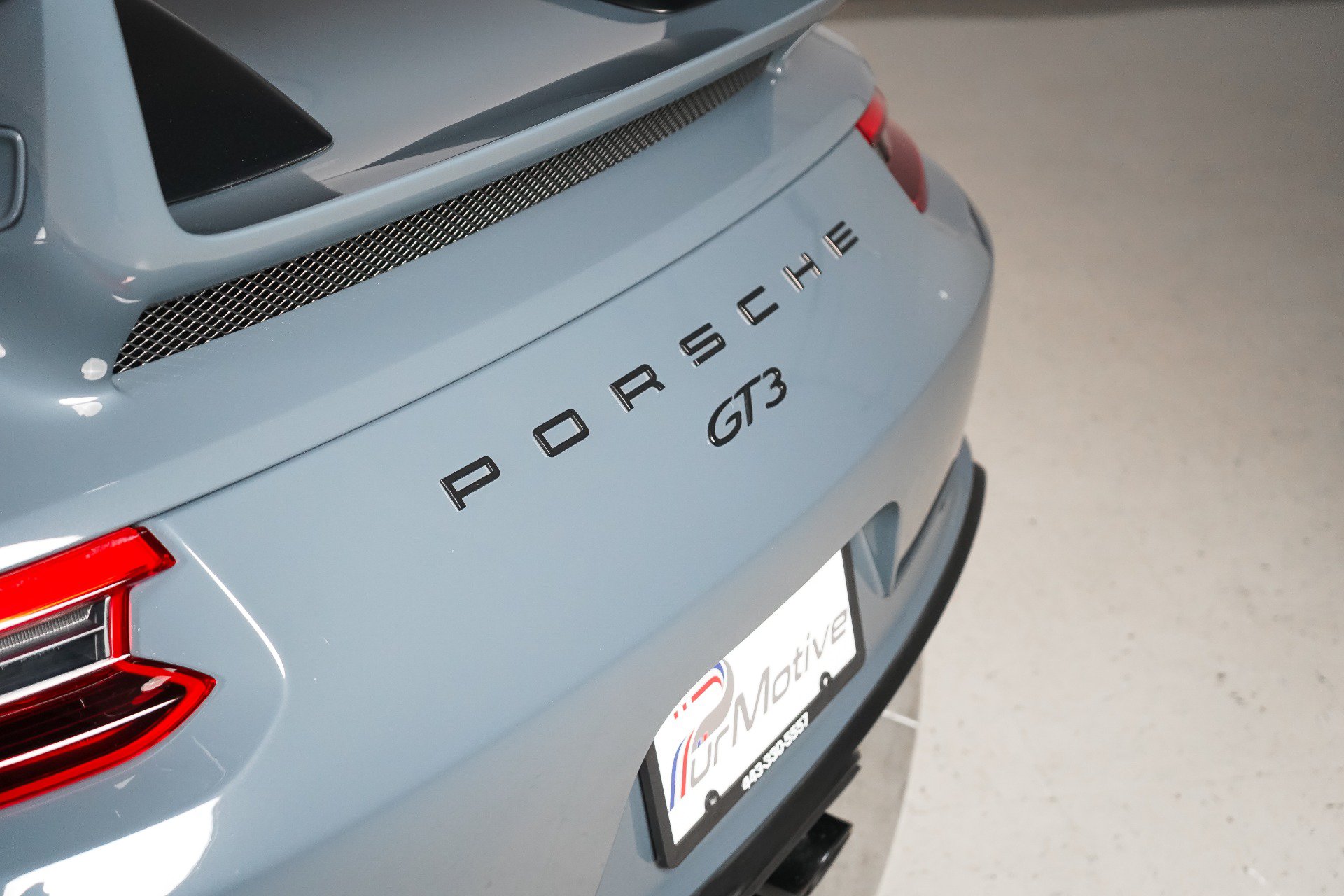 Used 2018 Porsche 911 GT3 RWD image 18