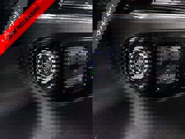 Used 2024 GMC Sierra 2500 SLE w/ SLE Convenience Package image 17