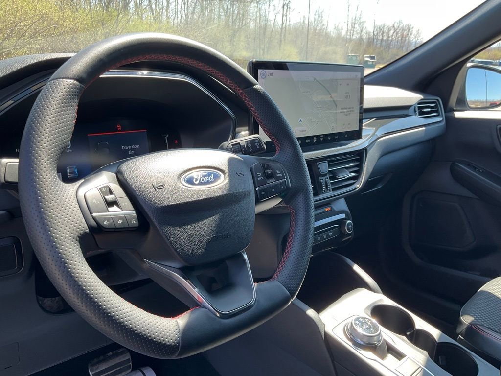 Used 2023 Ford Escape ST-Line w/ Tech Pack #1 image 17