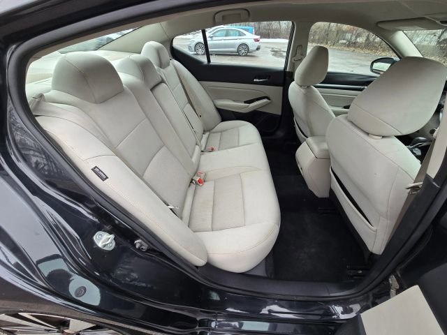 Used 2021 Nissan Altima 2.5 SV image 14