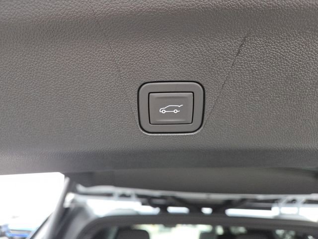 New 2026 GMC Yukon XL Denali w/ Sun & Power Step Package image 21