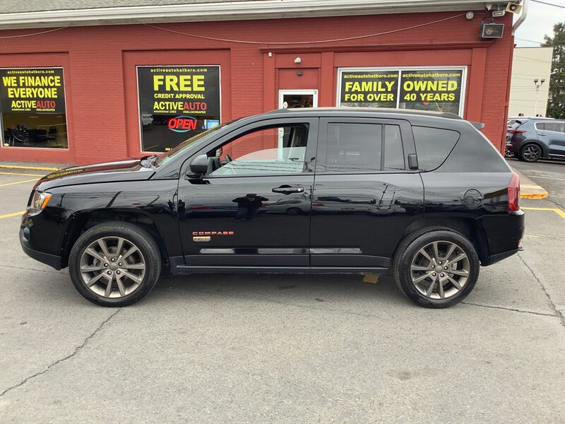 Used 2017 Jeep Compass 75th Anniversary w/ Power Value Group AWD/4WD image 4