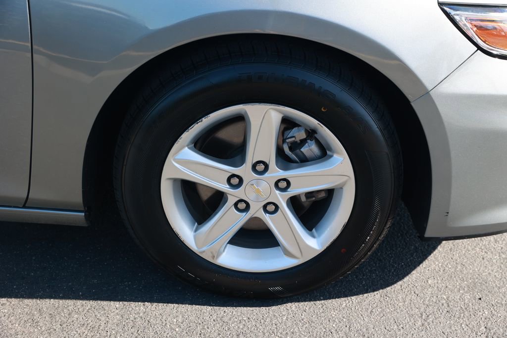 Used 2023 Chevrolet Malibu LT FWD image 8