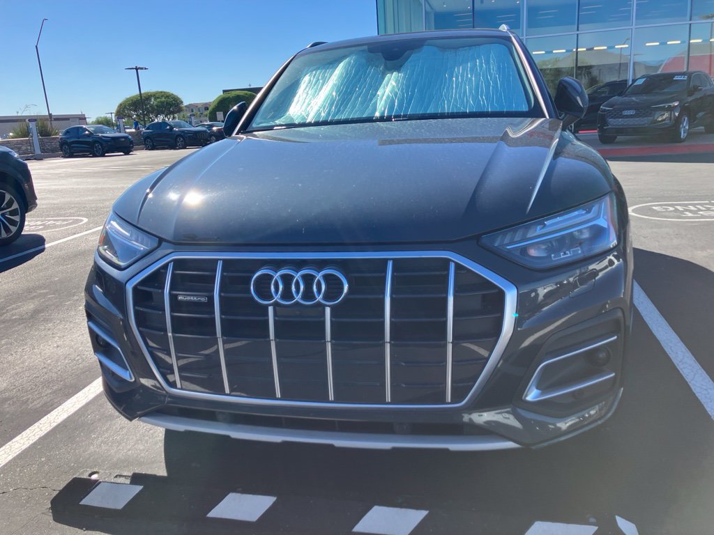 Used 2021 Audi Q5 Prestige w/ Prestige Package AWD/4WD image 2