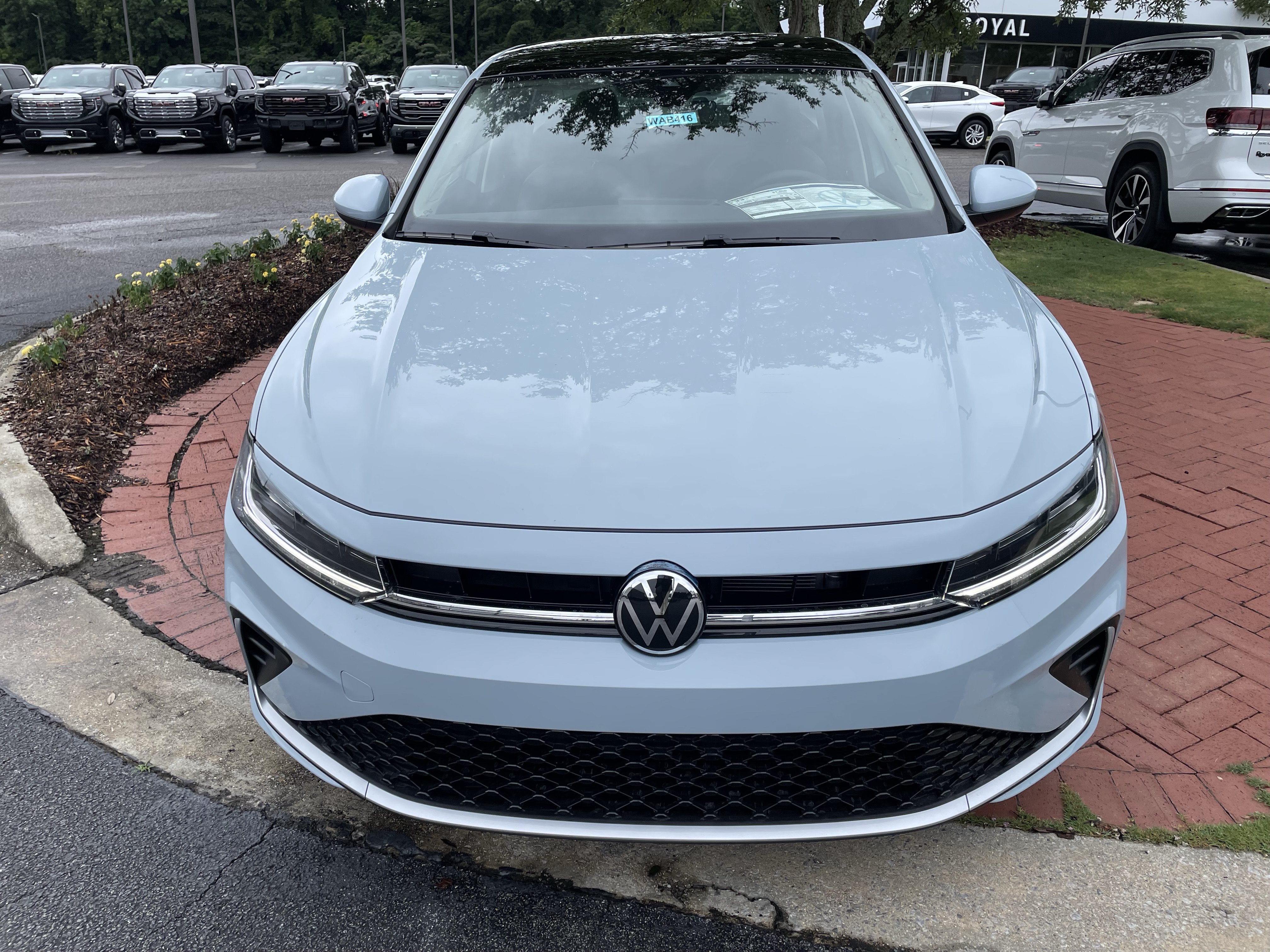 New 2026 Volkswagen Jetta SE FWD image 2