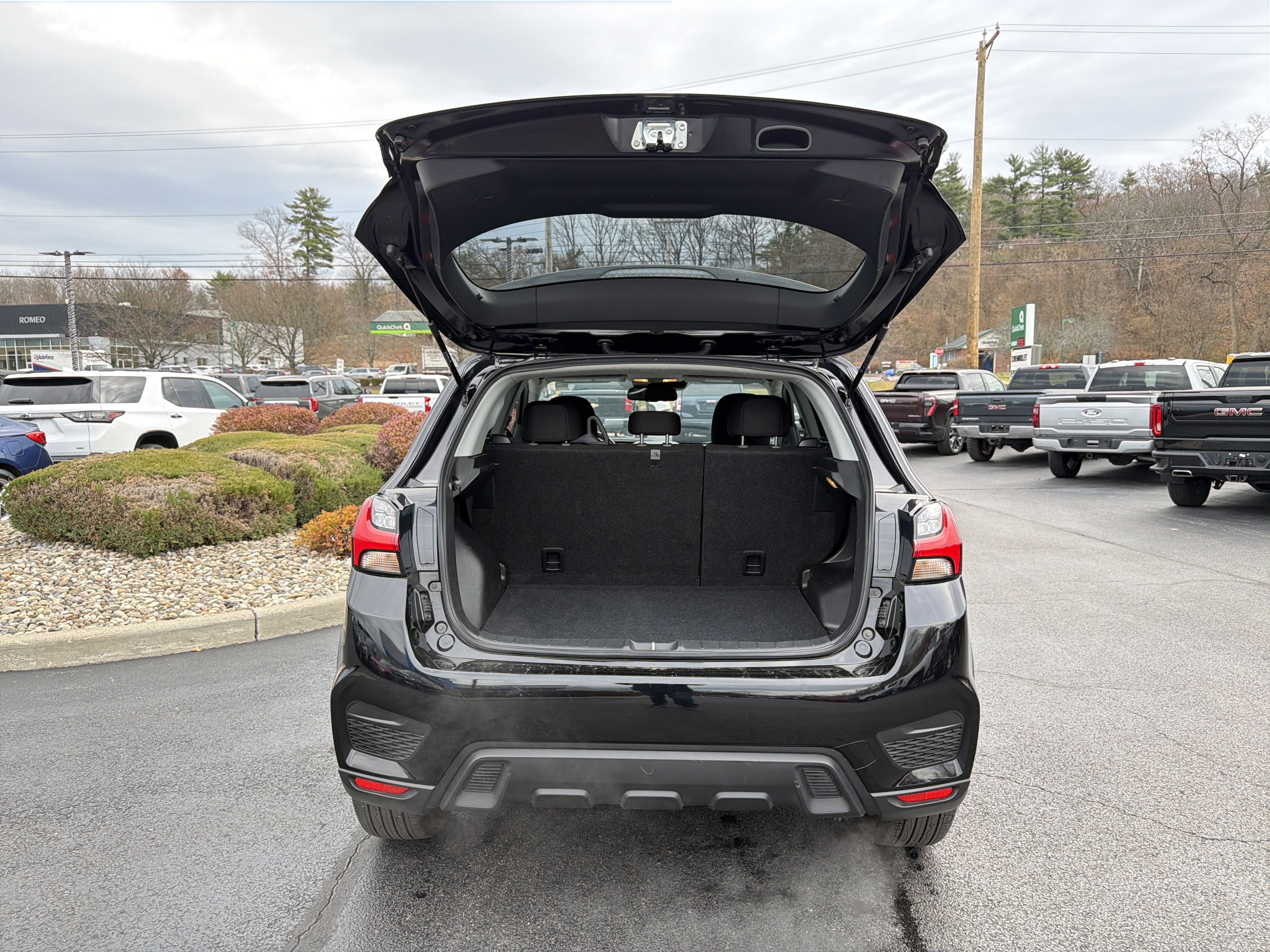 Used 2024 Mitsubishi Outlander Sport ES image 30