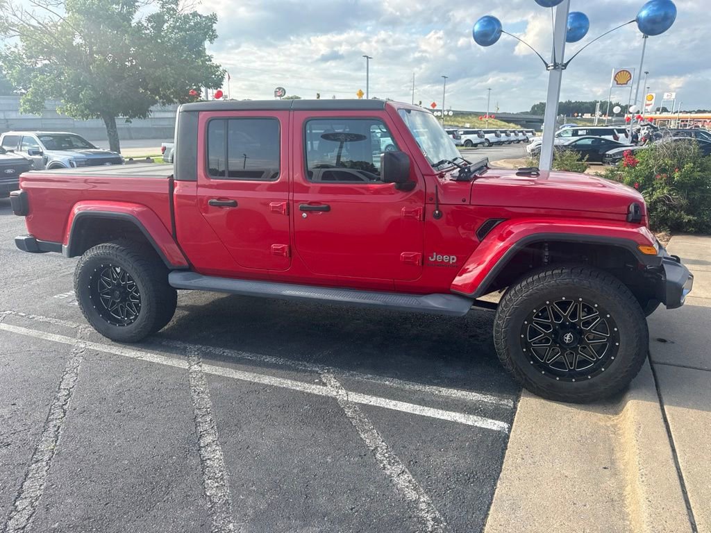 Used 2020 Jeep Gladiator Overland AWD/4WD image 2