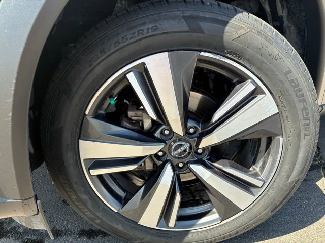 Certified 2023 Nissan Rogue Platinum FWD image 10