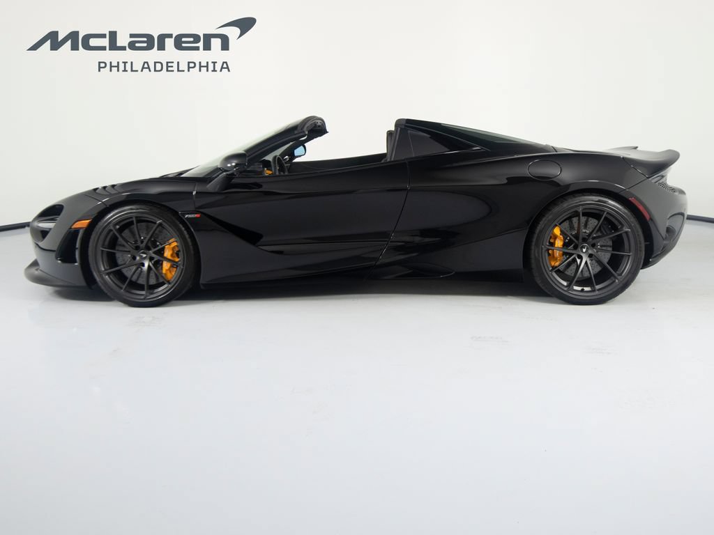 Used 2026 McLaren 750S Spider RWD image 9