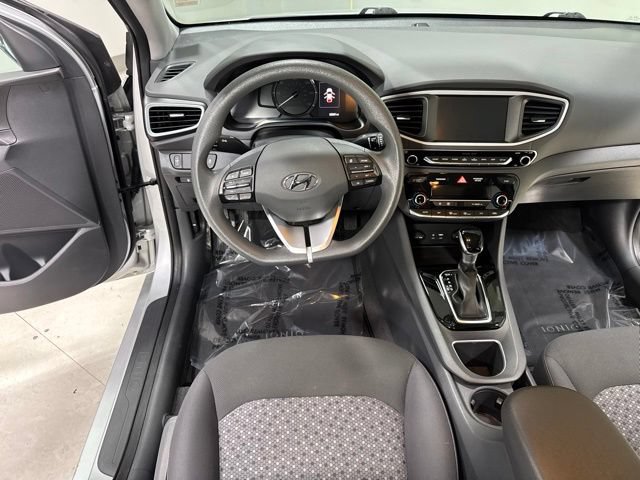 Used 2018 Hyundai Ioniq Blue FWD image 13