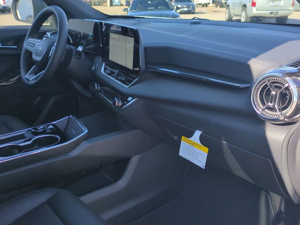 New 2026 Chevrolet Equinox LT w/ Convenience Package II image 28