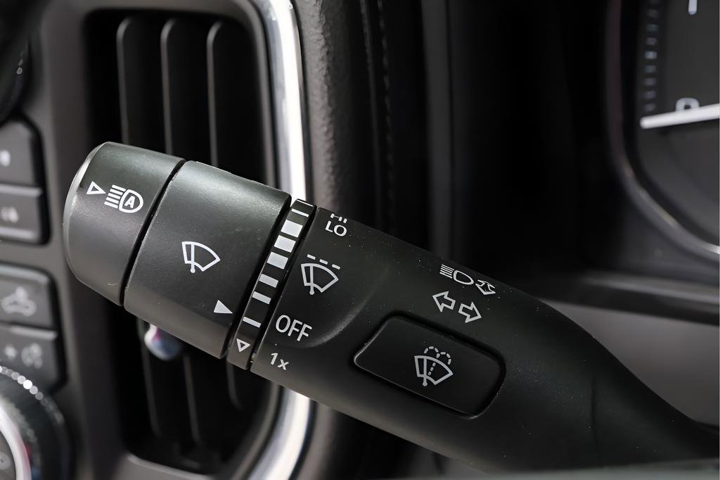 Used 2023 GMC Sierra 2500 Denali w/ Denali Ultimate Package image 18