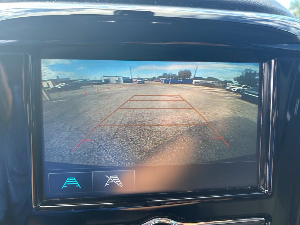 Used 2019 Chevrolet Traverse LT FWD image 15