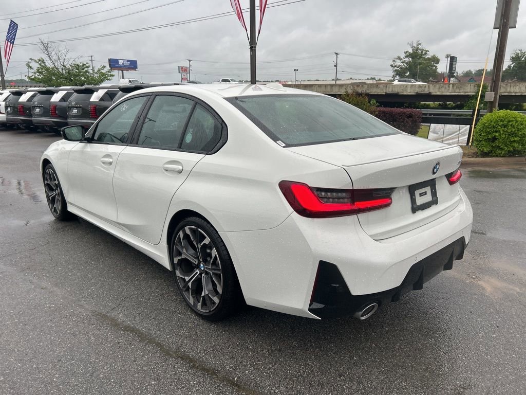Used 2025 BMW 330i Sedan w/ M Sport Package RWD image 8
