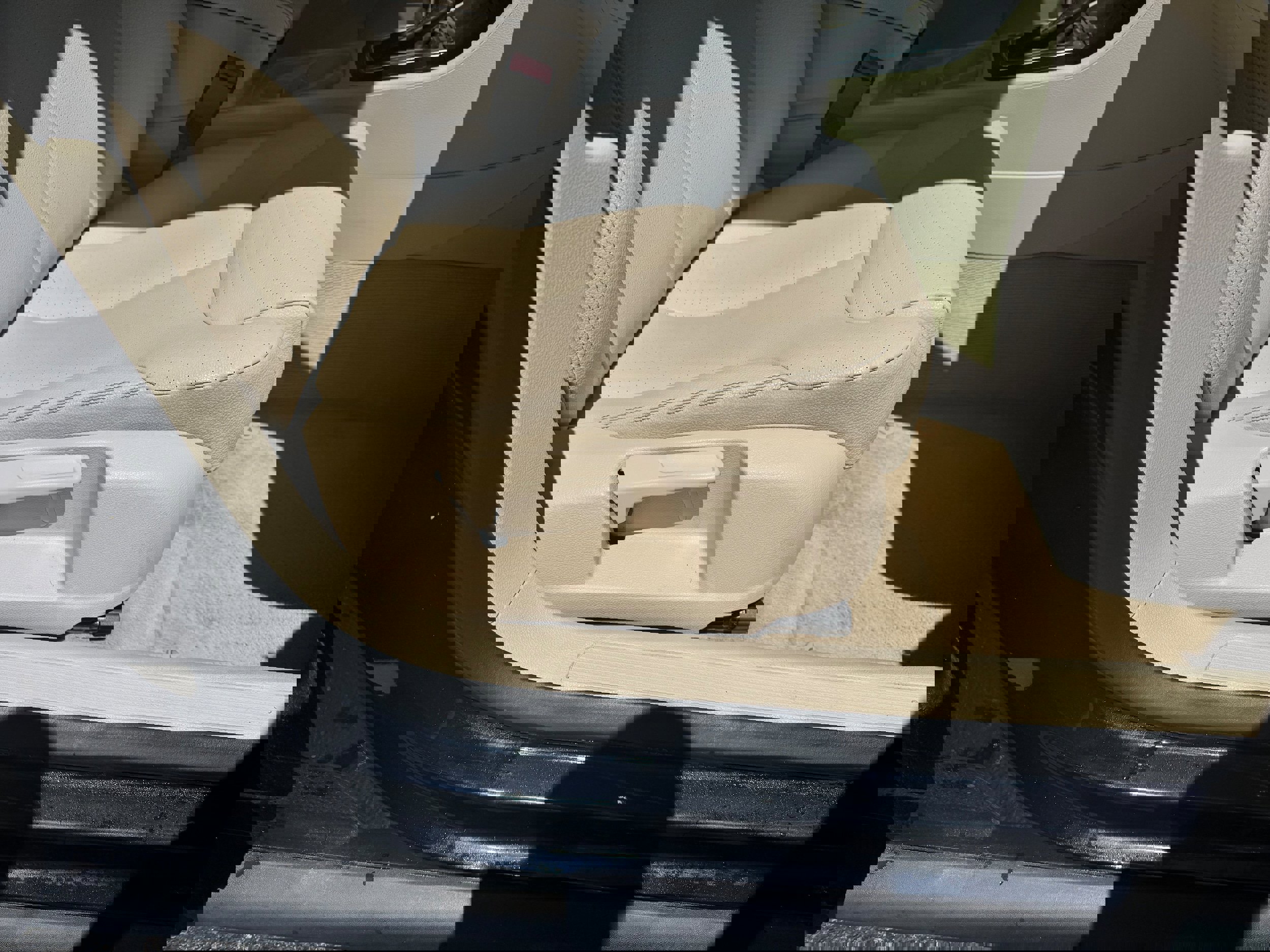 Used 2010 Volkswagen Passat Komfort image 24