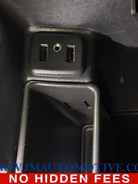 Used 2018 Chevrolet Silverado 2500 LTZ w/ Duramax Plus Package image 38