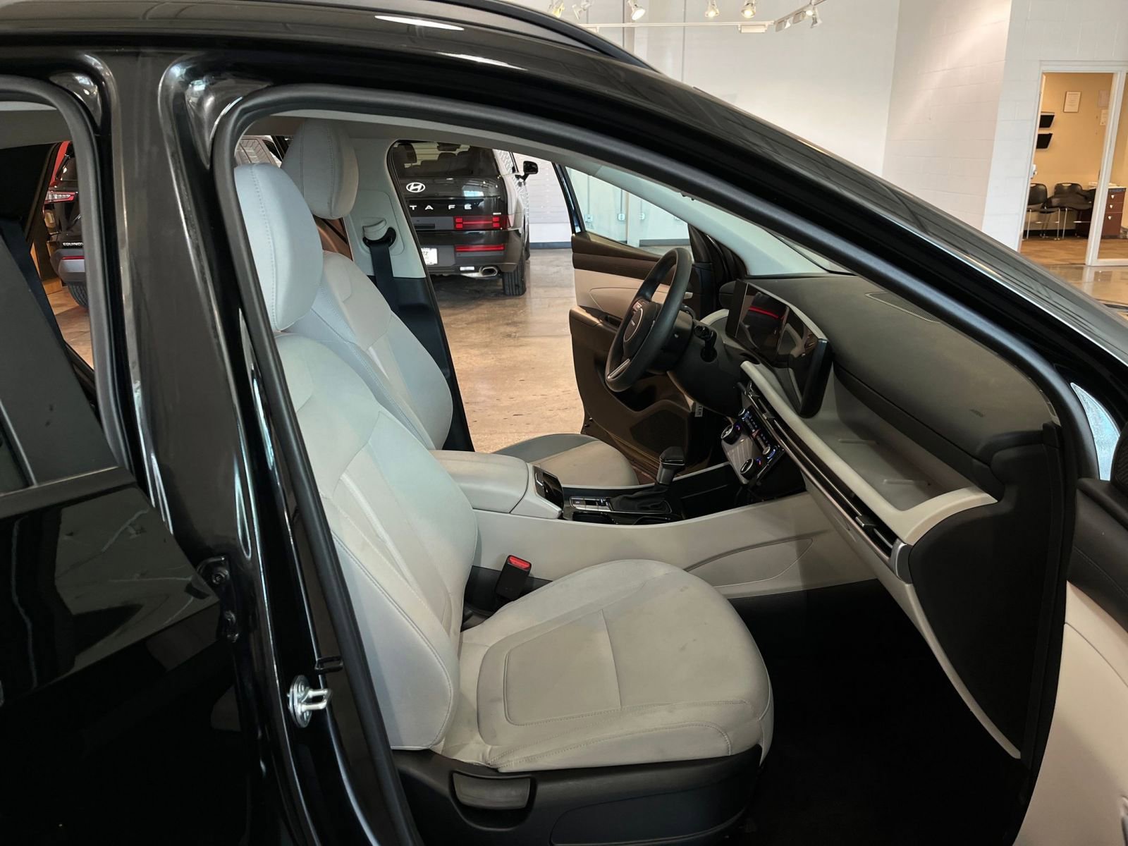 Used 2025 Hyundai Tucson SEL image 37