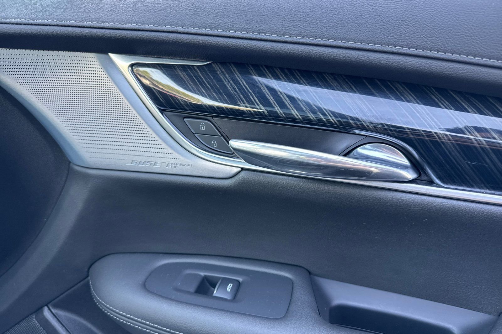 Certified 2023 Cadillac XT6 Premium Luxury w/ Technology Package image 19