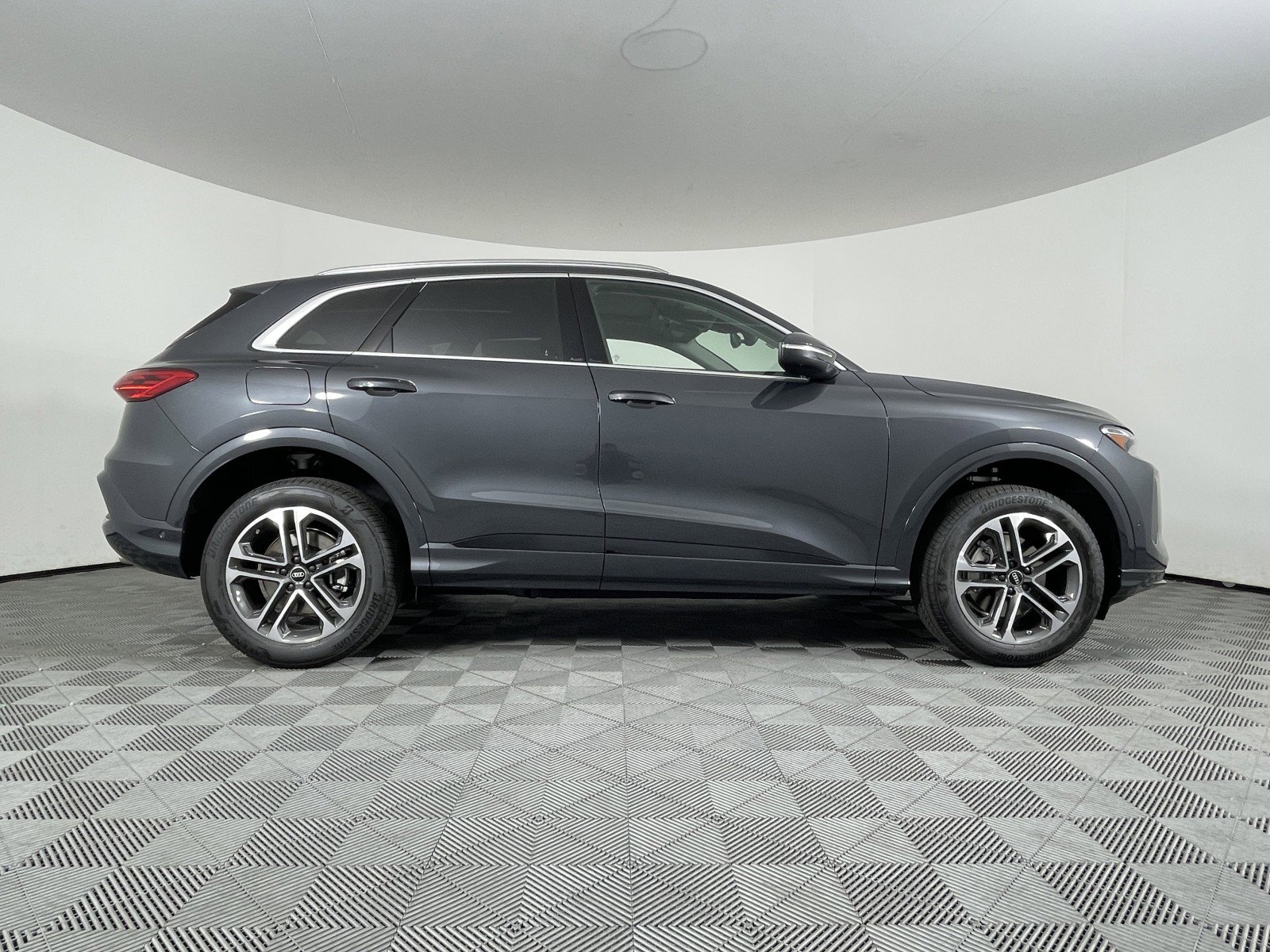 New 2025 Audi Q5 Premium image 19