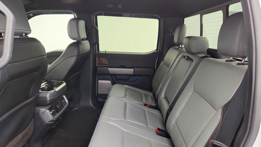Used 2022 Ford F150 Lightning Lariat AWD/4WD image 21