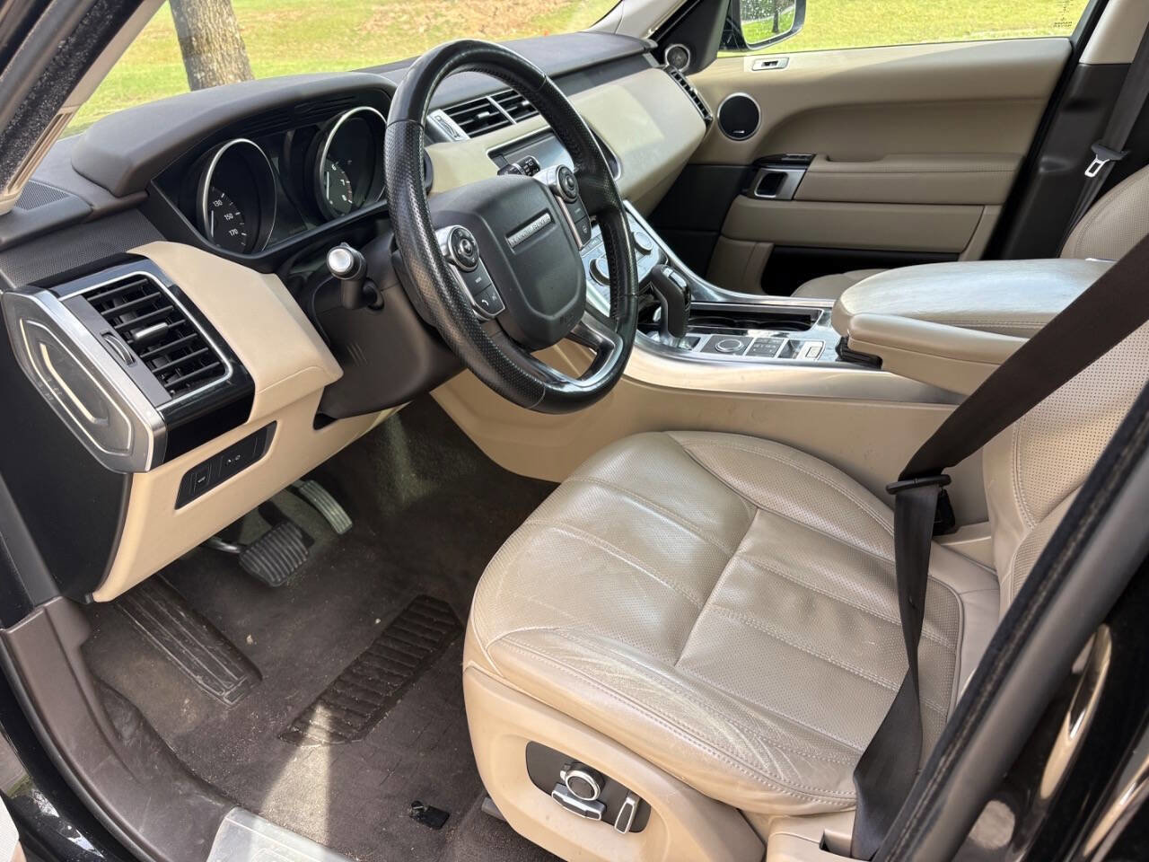 Used 2016 Land Rover Range Rover Sport HSE image 18