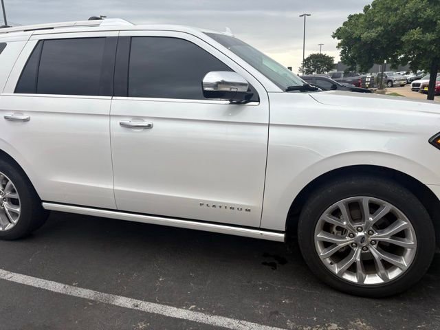 Used 2019 Ford Expedition Platinum AWD/4WD image 4