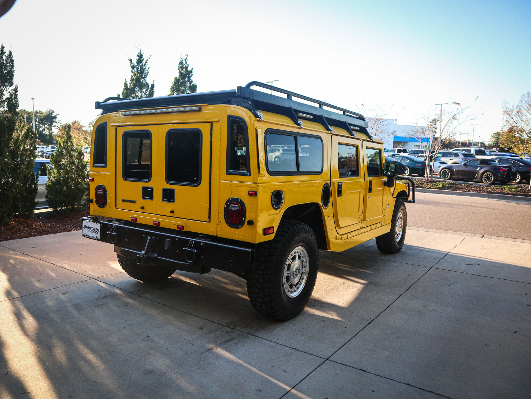 Used 2004 HUMMER H1 4-Door Wagon image 10