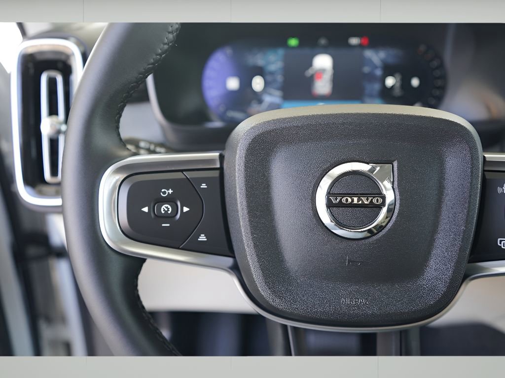 New 2026 Volvo XC40 B5 Plus w/ Protection Package Premier AWD/4WD image 14