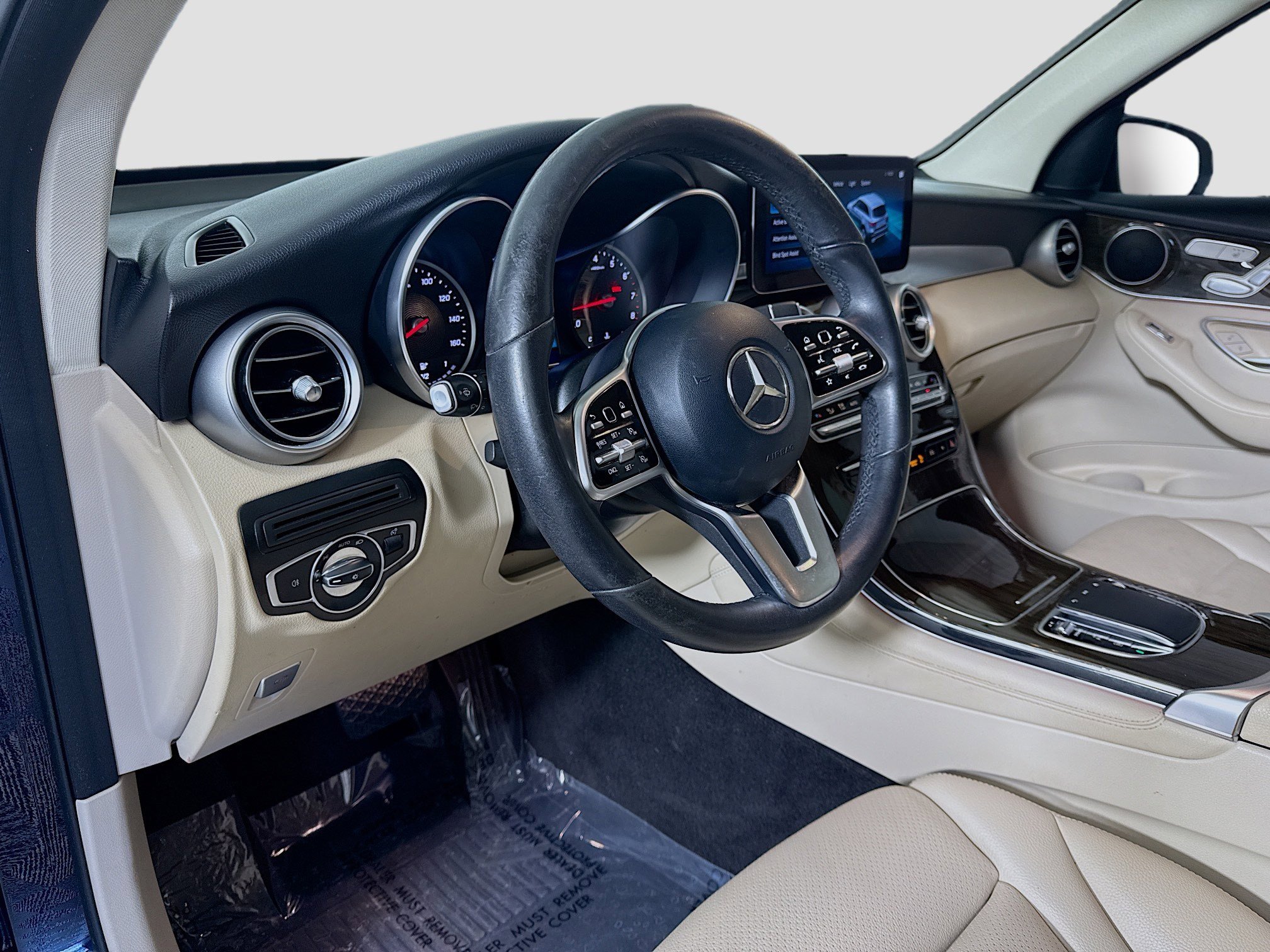 Used 2021 Mercedes-Benz GLC 300 image 23