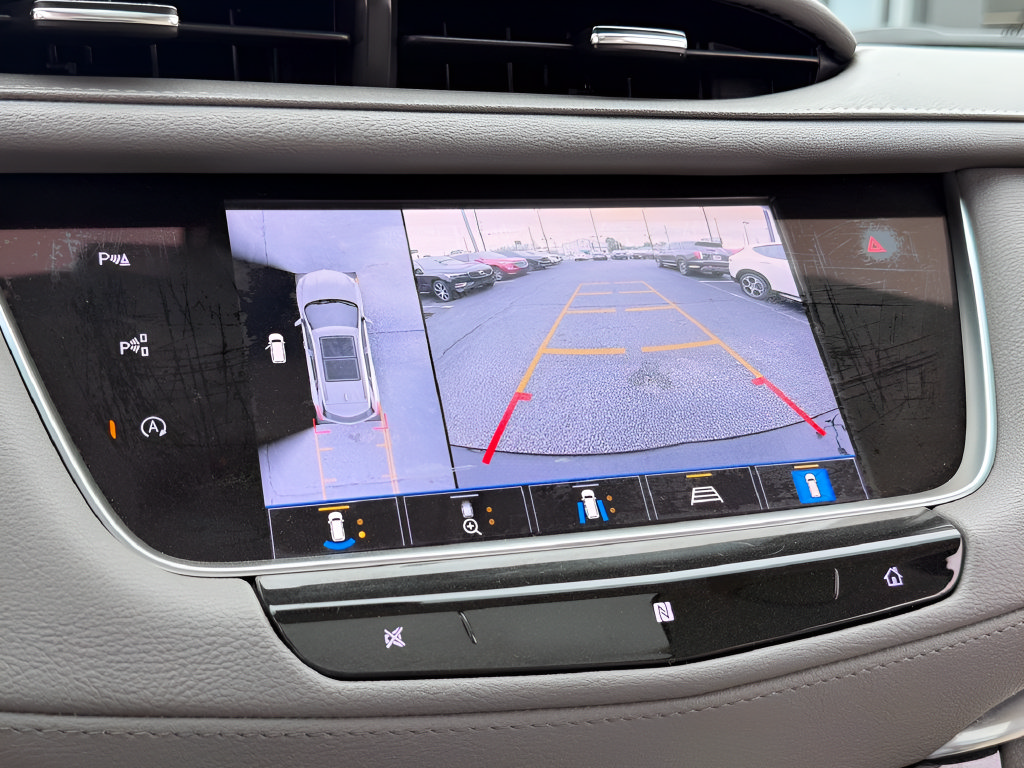 Used 2021 Cadillac XT5 Premium Luxury FWD image 42