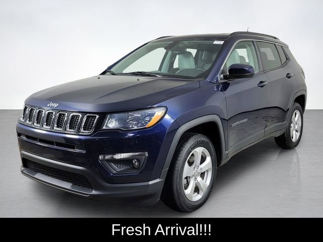 Used 2020 Jeep Compass Latitude w/ Cold Weather Group AWD/4WD image 7