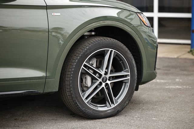 Used 2023 Audi Q5 e Premium Plus image 4