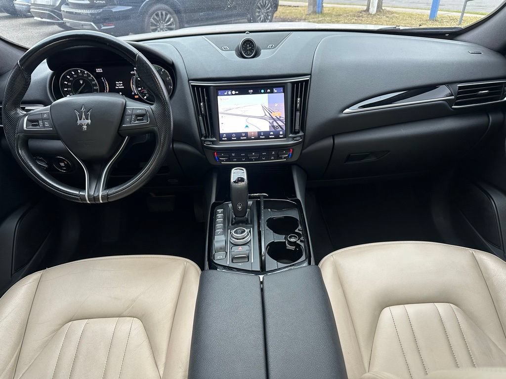 Used 2022 Maserati Levante GT AWD/4WD image 38