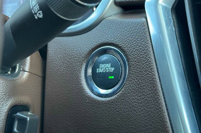 Used 2013 Cadillac SRX Luxury w/ Driver Awareness Package image 23