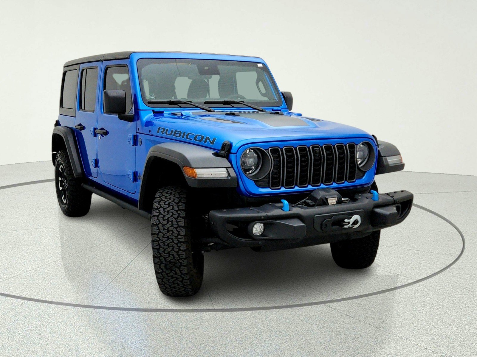 Used 2024 Jeep Wrangler Unlimited Rubicon 4xe w/ Capability Package AWD/4WD image 4