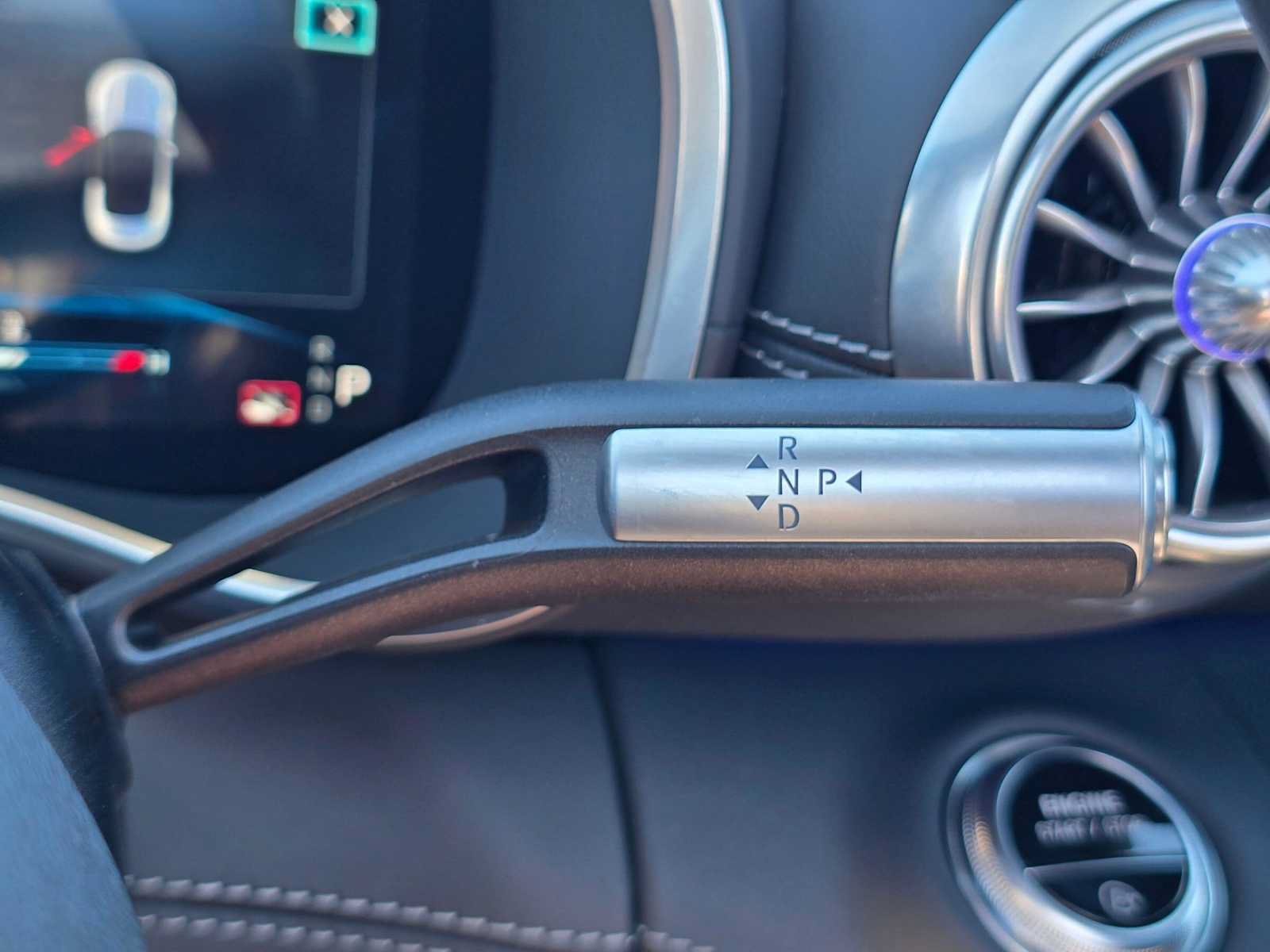 Used 2022 Mercedes-Benz SL 63 AMG 4MATIC image 30