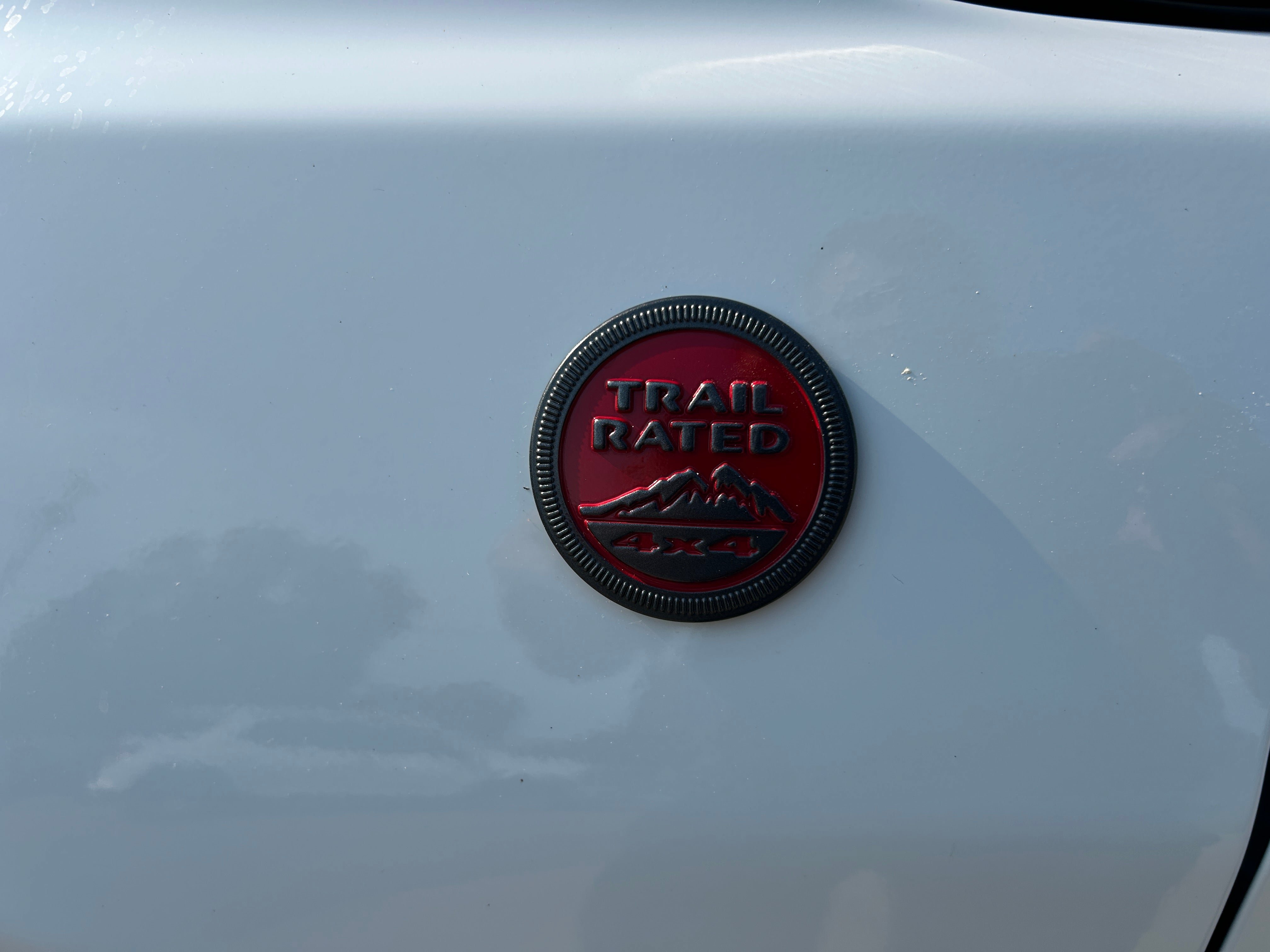 Used 2025 Jeep Compass Trailhawk AWD/4WD image 10