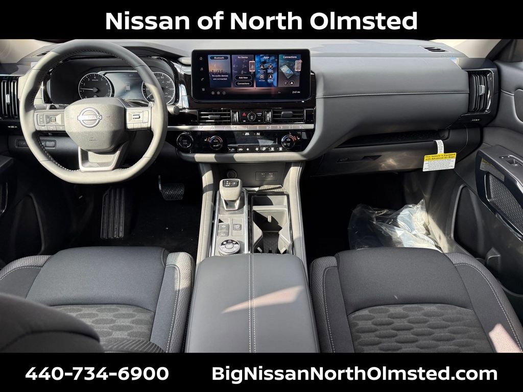 New 2026 Nissan Pathfinder SV image 17