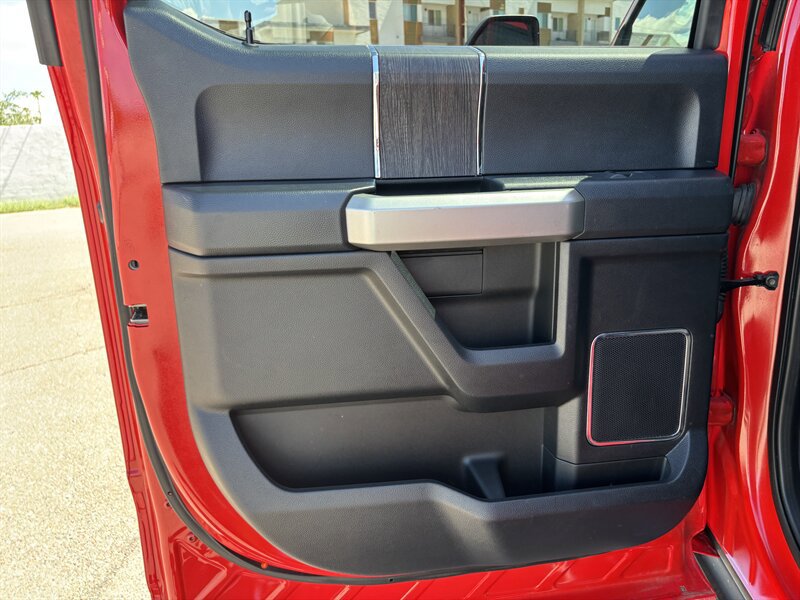 Used 2020 Ford F250 Lariat w/ Lariat Ultimate Package image 44