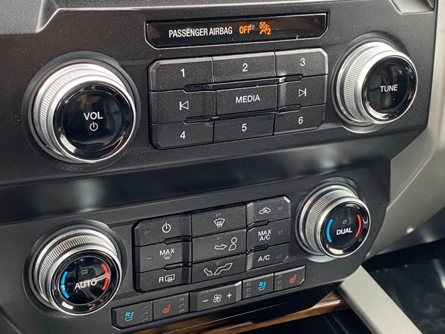 Used 2019 Ford F150 Lariat w/ Equipment Group 502A Luxury AWD/4WD image 64
