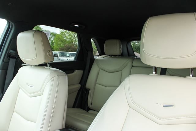 Used 2019 Cadillac XT5 AWD image 14