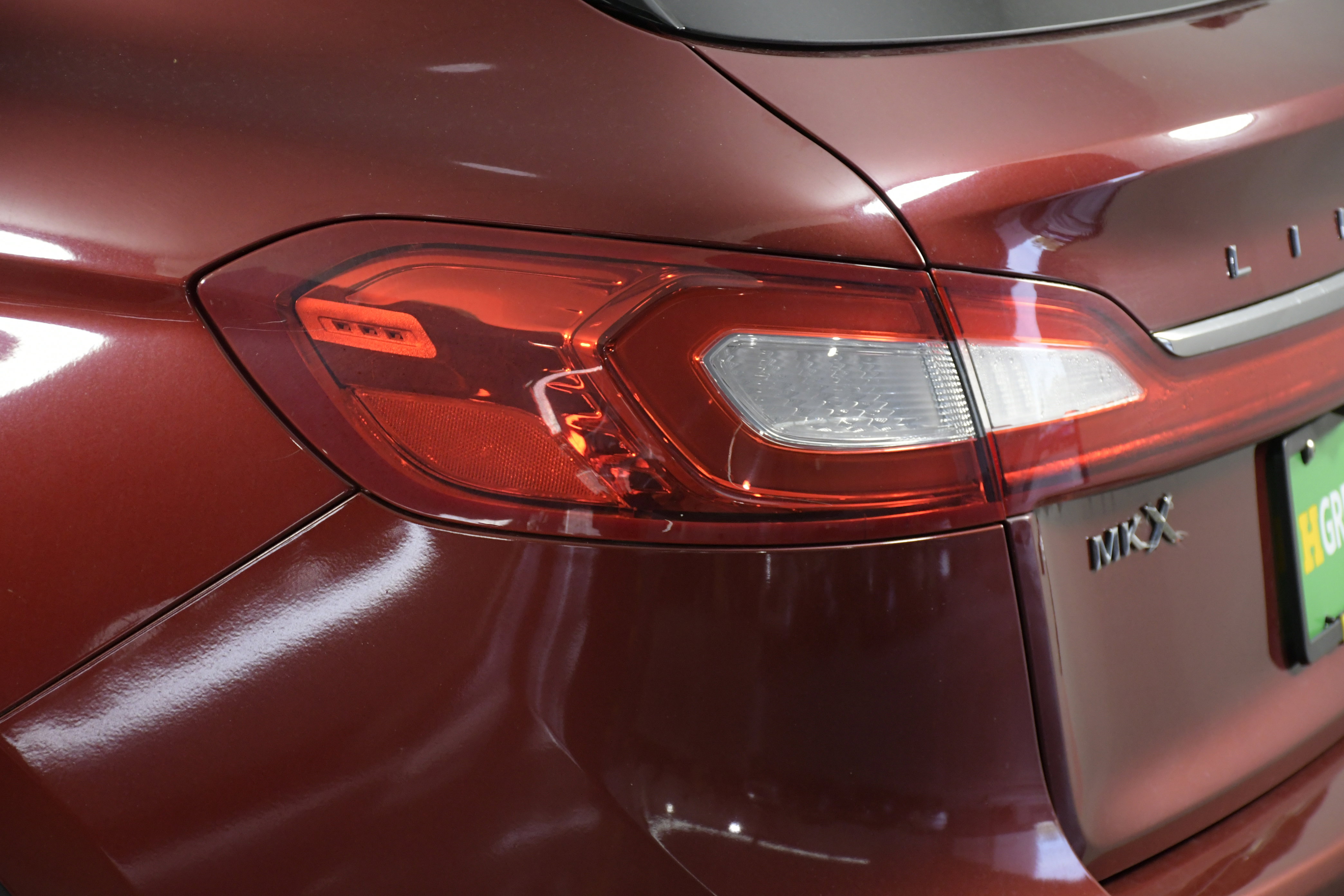 Used 2016 Lincoln MKX Reserve image 33