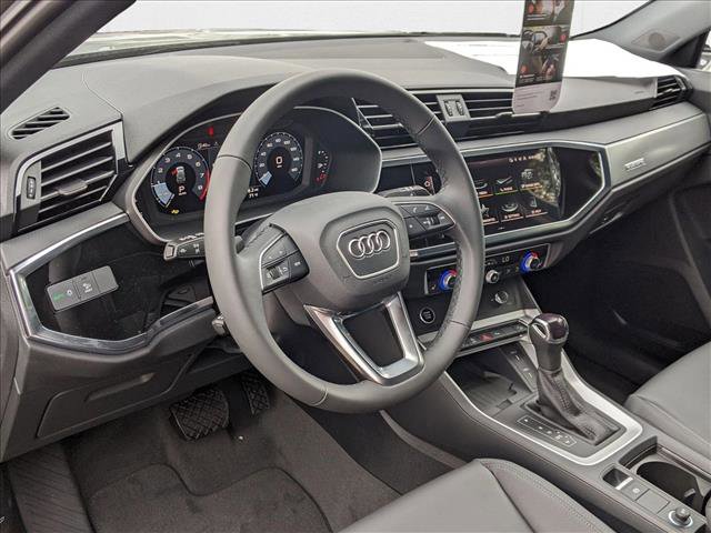 New 2025 Audi Q3 2.0T Premium image 3