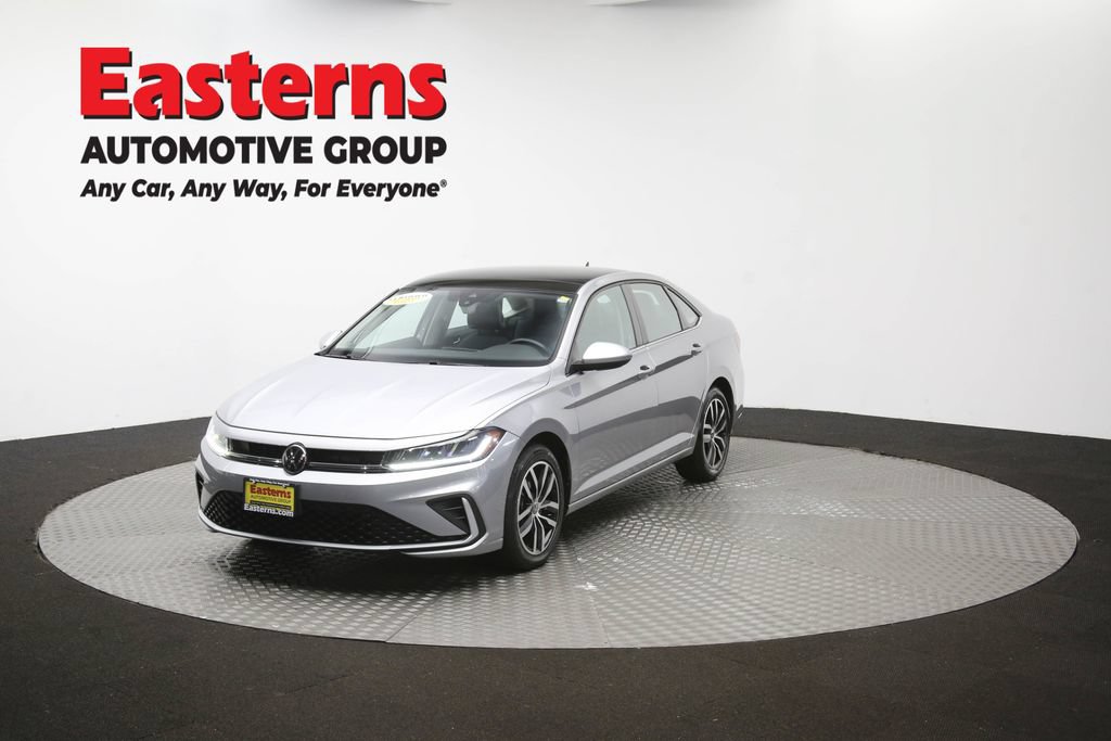 Used 2025 Volkswagen Jetta SE FWD image 53