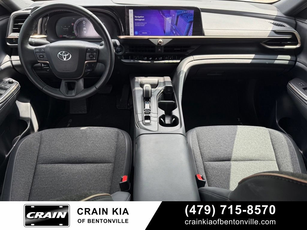 Used 2023 Toyota Crown AWD/4WD image 26