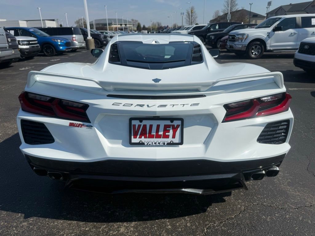 Used 2020 Chevrolet Corvette Stingray Premium Cpe w/ 3LT Preferred Equipment Group image 4