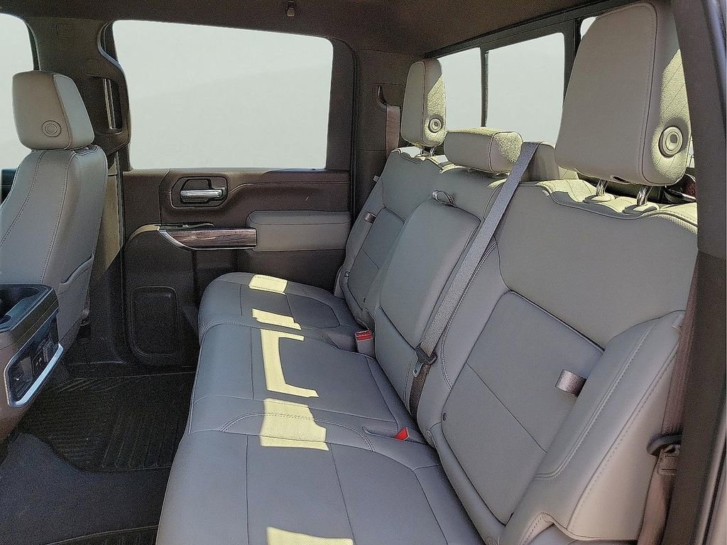 Used 2022 Chevrolet Silverado 3500 LTZ w/ LTZ Convenience Package AWD/4WD image 13