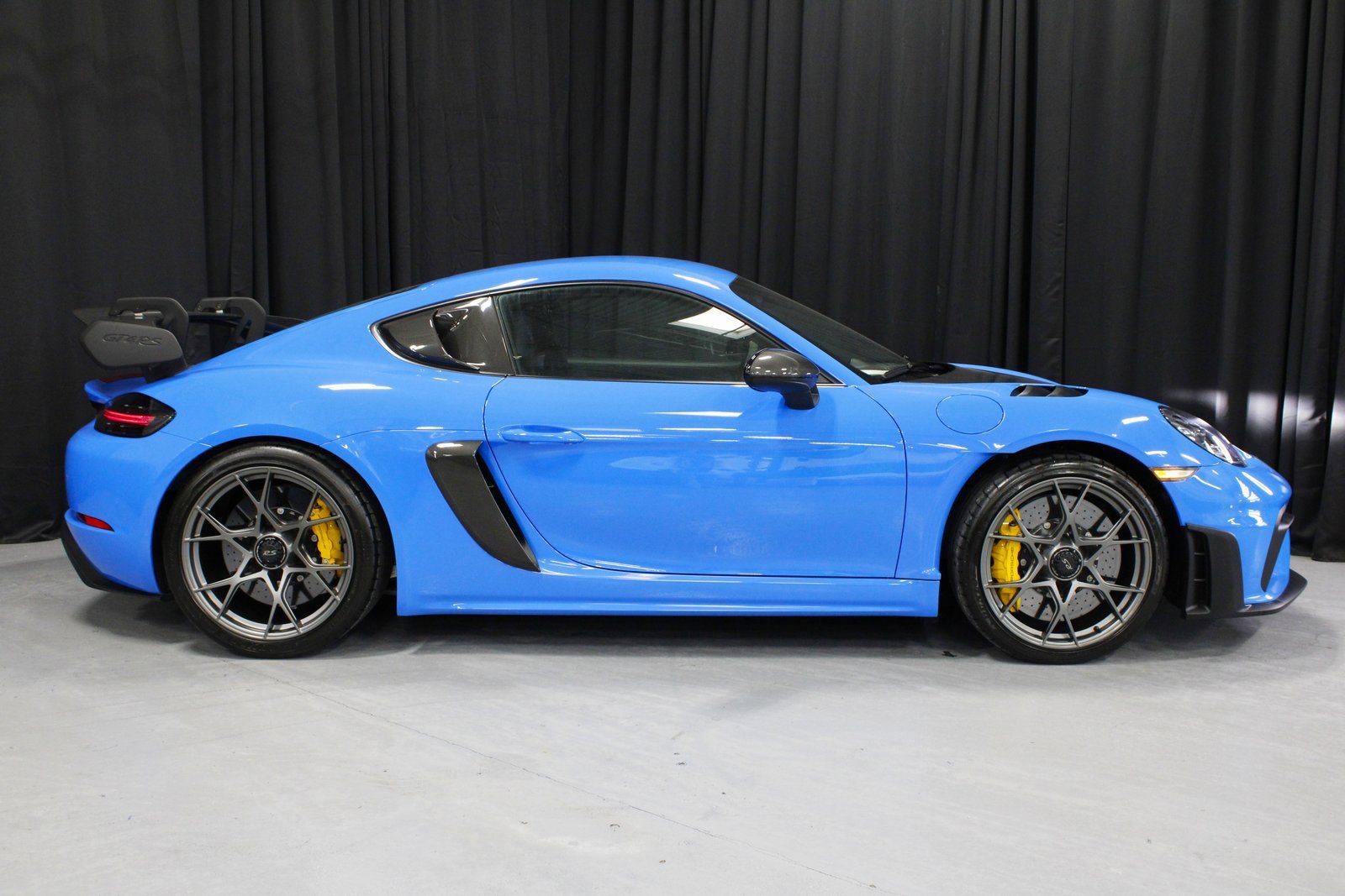 Certified 2025 Porsche 718 Cayman GT4 RS w/ Weissach Package image 8