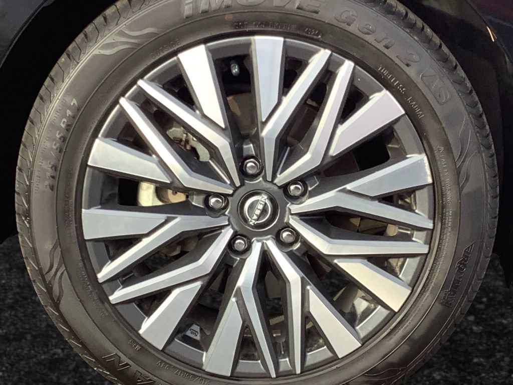 Used 2024 Nissan Altima 2.5 SV image 25